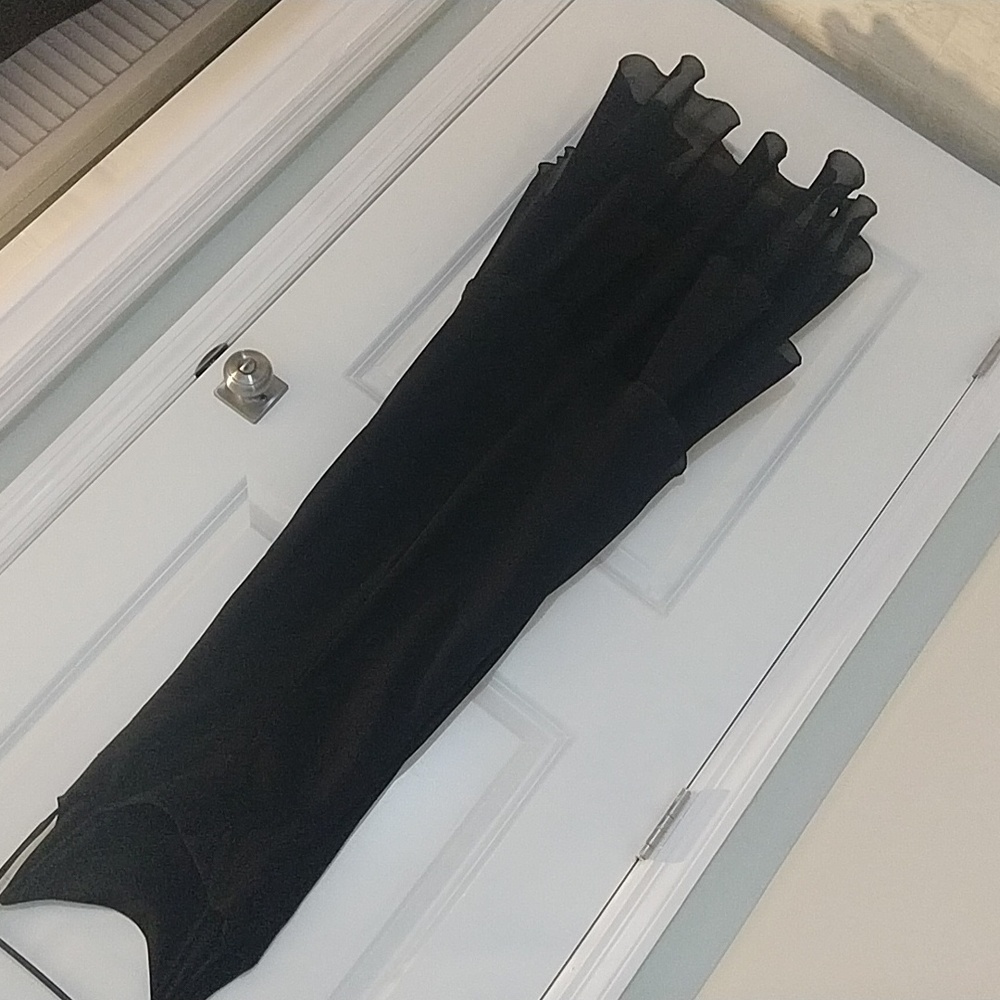 Dress - Picture 5 of 6